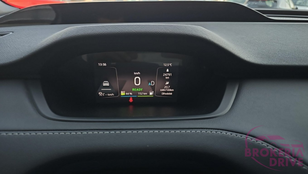 Sportline 80 150kW/82kWh_14.png