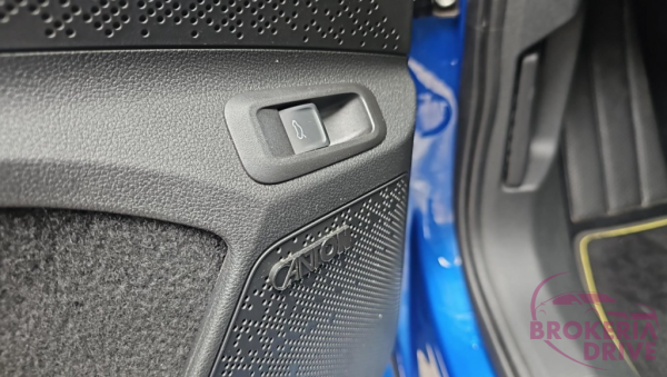 Coupé RS 82kWh/220kW 4x4_11.png