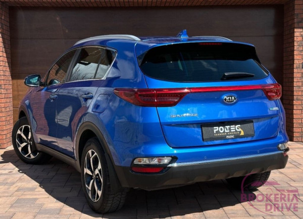 Kia 1.6 CRDi + 48V (Mild Hybrid) Platinum