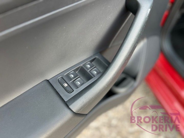 Spaceback 1.2 TSI 77KW 6MT DRIVE_kfepkvh7b_fss.jpeg