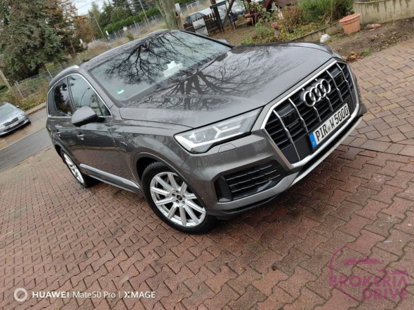 Audi 55 TFSI quattro
