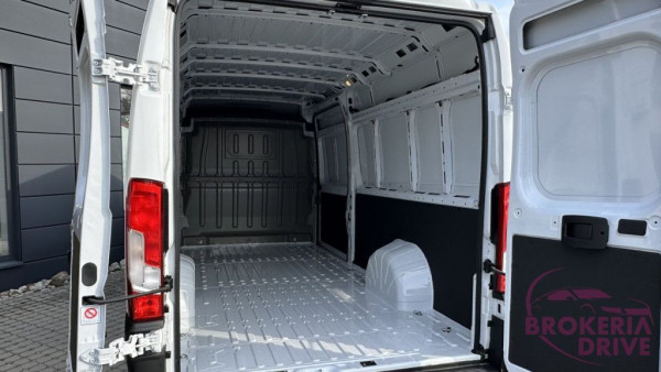 NEW 2,2 CDTi HEAVY L4H2 180k_opel_movano_new_22_cdti_heavy_l4h2_180k-6.jpg