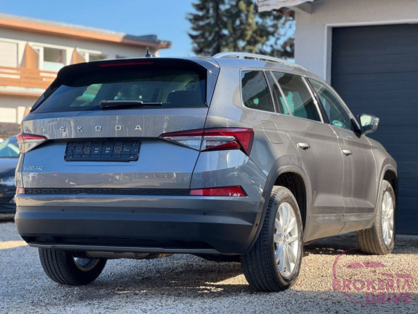  7-miestne_image_side