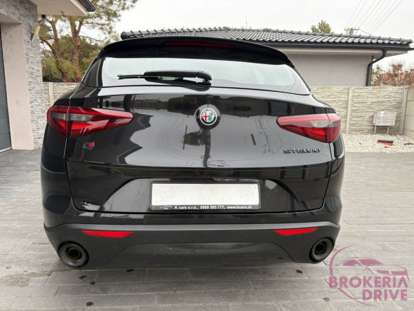 Alfa Romeo Q4 2.0 GME AWD Bussines
