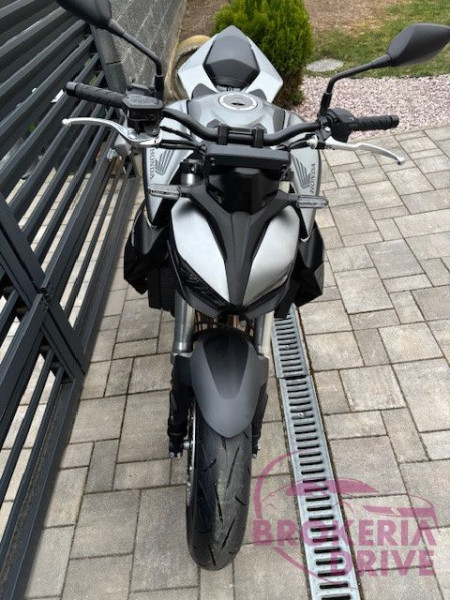 Honda CB1000 Hornet 2025