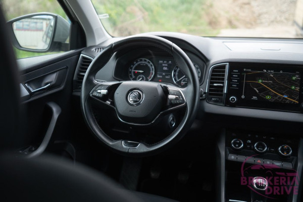 2.0 TDI manuál_autobonosrodovozautnitradovozautdovozzozahraniciaskodakaroqtdi2.0110kw-14.jpg