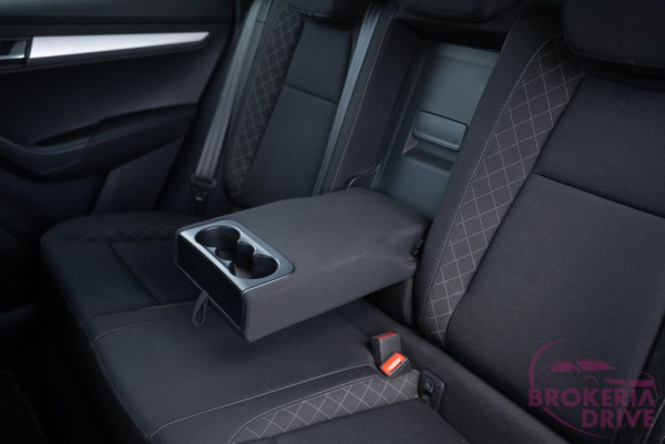 2.0 TDI manuál_autobonosrodovozautnitradovozautdovozzozahraniciaskodakaroqtdi2.0110kw-46.jpg
