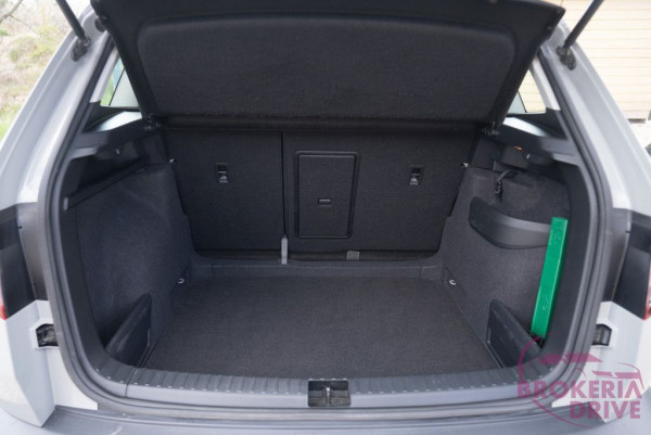 2.0 TDI manuál_autobonosrodovozautnitradovozautdovozzozahraniciaskodakaroqtdi2.0110kw-48.jpg
