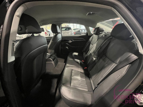 50 TDI quattro_image_interier_back