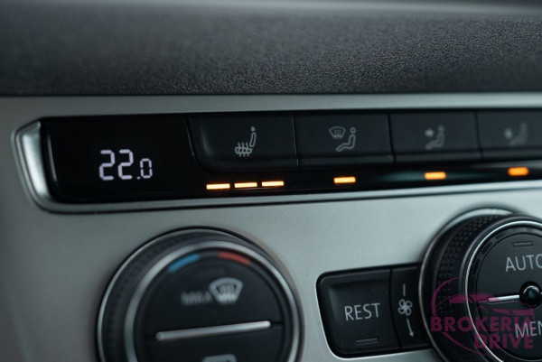 2.0 TDI 110 kW DSG_volkswagen_passat_variant_autobono_sro_nitra-19.jpg