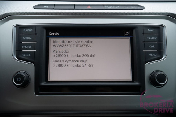 2.0 TDI 110 kW DSG_volkswagen_passat_variant_autobono_sro_nitra-21.jpg