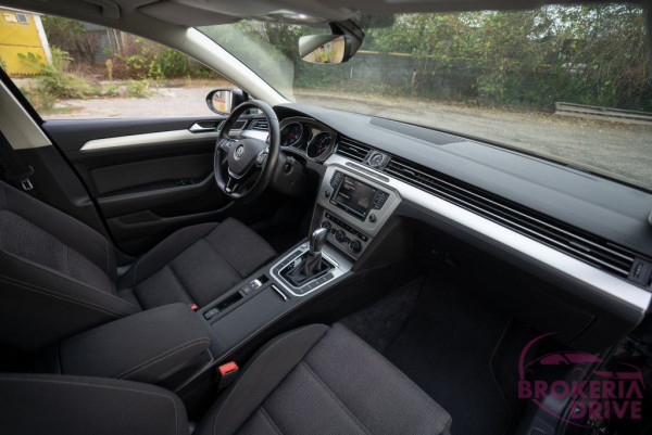 2.0 TDI 110 kW DSG_volkswagen_passat_variant_autobono_sro_nitra-36.jpg