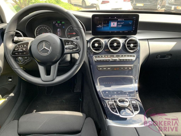 C 300_image_interier_front