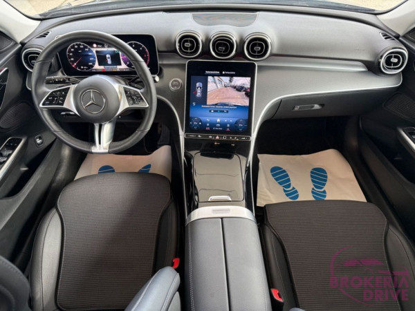 C 220_image_interier_front