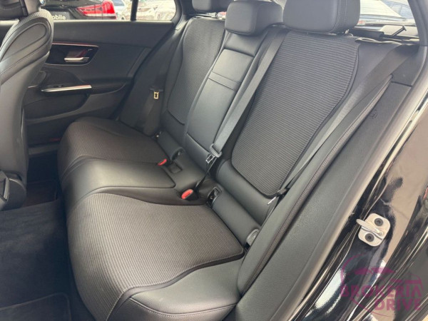 C 220_image_interier_back