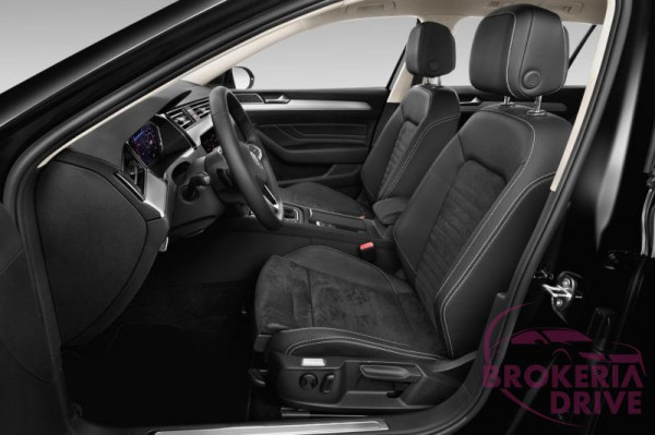 2.0TDI 147 Elegance AT_vw-passat-variant-black5.jpg