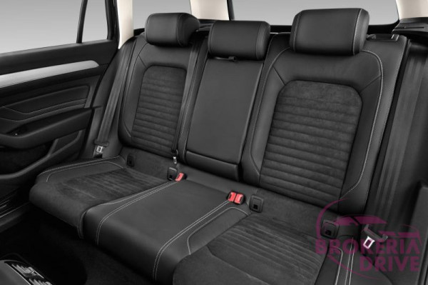 2.0TDI 147 Elegance AT_image_interier_back