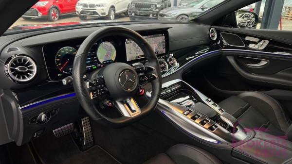 53 4Matic_image_interier_front