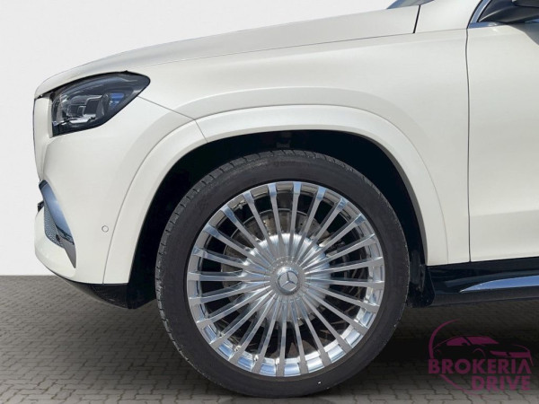 Maybach 600 4MATIC_kz24250058_a626f3fc-f795-4ae9-9e9e-f559aac40a0a.jpg