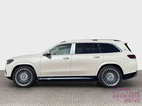 Maybach 600 4MATIC_kz24250058_e1e3d6da-bf6c-4f79-9cab-bfc0c5992cad.jpg