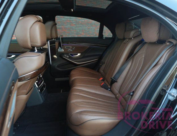  S560 4.0 V8 345KW AT, 4Matic AMG Long_image_interier_back