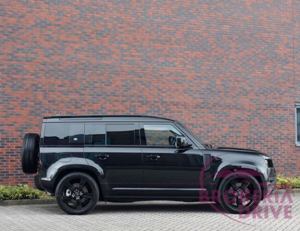 Land Rover P400e X-Dynamic HSE