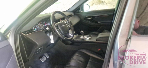 132 kW_image_interier_front
