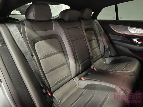 43 4Matic_image_interier_back