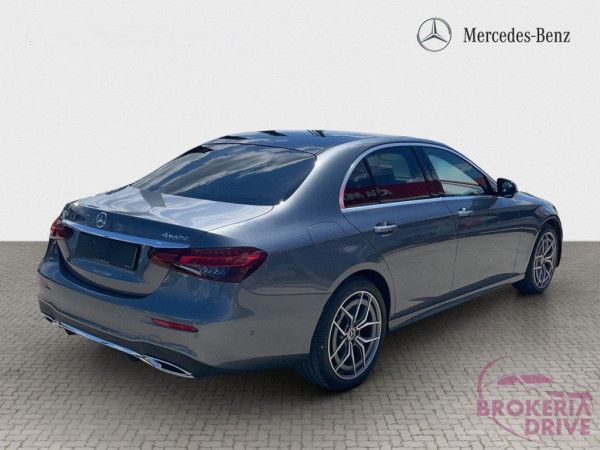 Mercedes-Benz 400 d 4MATIC sedan