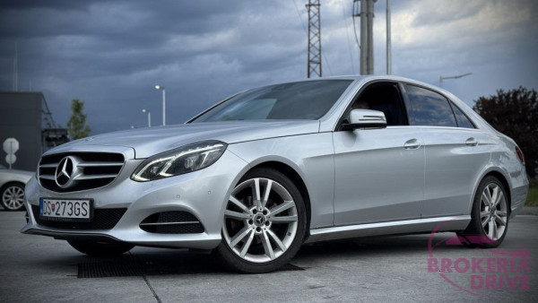 Mercedes-Benz 220 BLUETEC
