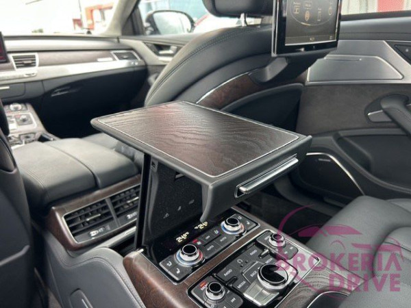Long 3,0TDi Quattro_stolcek.jpeg