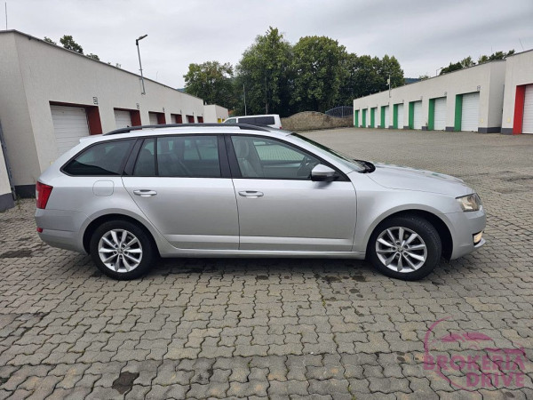 Škoda Octavia Combi 1.6 TDI M5 Elegance 