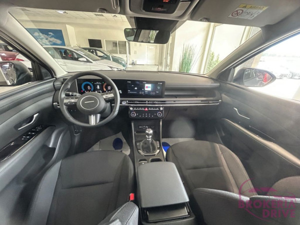 118kW_image_interier_front