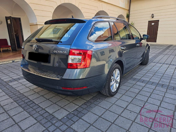 Škoda Octavia Combi 2.0 TDI DSG 
