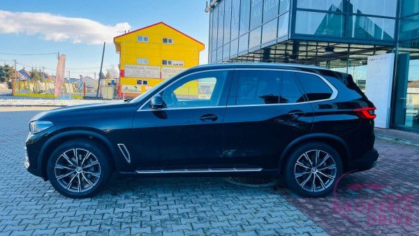 BMW X-Drive 30d 