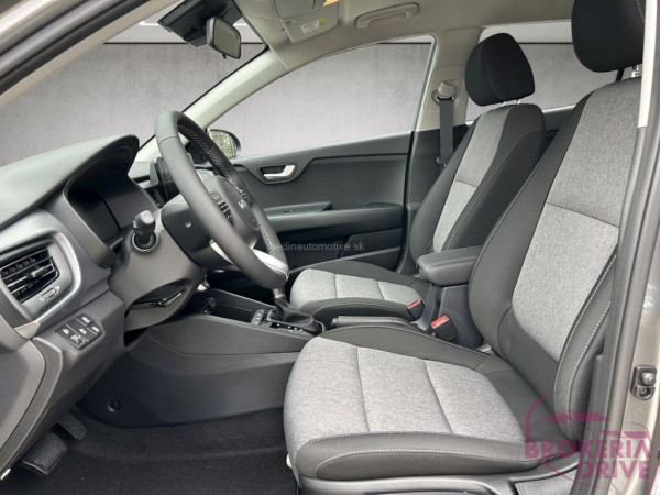 1,0 T-GDi SILVER 74kW/100k 7DCT_knada817gst992253_5c254775-d249-4dee-964a-c9f16336278d.jpg