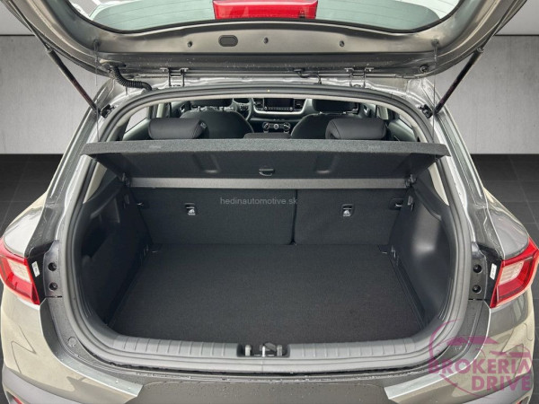 1,0 T-GDi SILVER 74kW/100k 7DCT_knada817gst992253_e24be399-6886-4dbe-b3e0-13cd84c70d46.jpg
