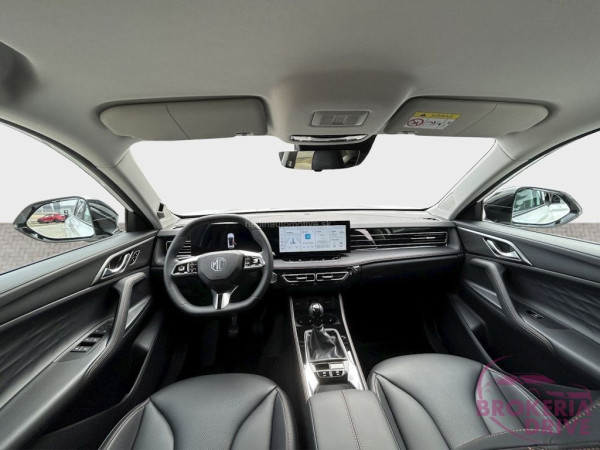 1.5T EXCLUSIVE MT_image_interier_front