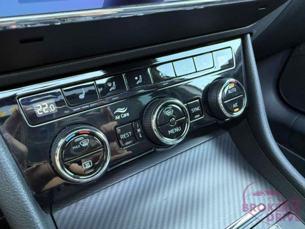  Combi 2.0 TDI SCR Sportline DSG_image5.jpeg