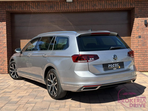 Volkswagen Passat Variant (Combi) ELEGANCE 2.0 TSI 140KW