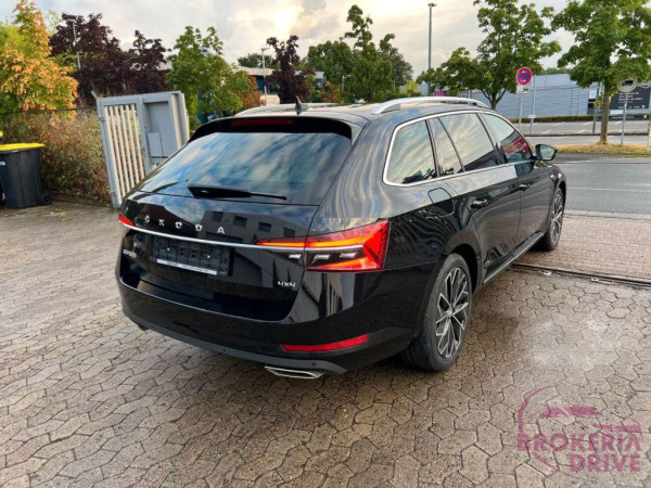 Škoda Superb Combi 2.0 TSI L&K 4x4
