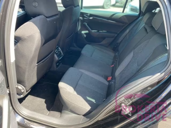 2.0 TDI Clever_image_interier_back