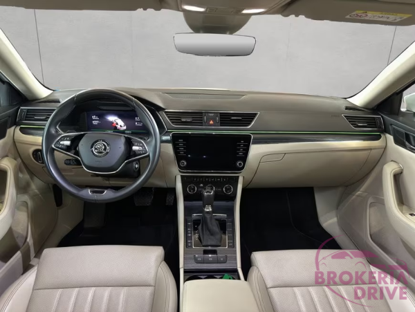 2.0 TDI DSG Premium Edition_image_interier_front