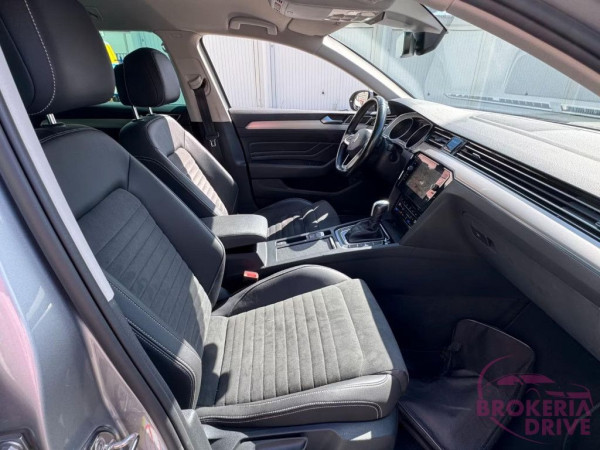 2.0 TDI Elegance R-Line_0hrivus.jpeg