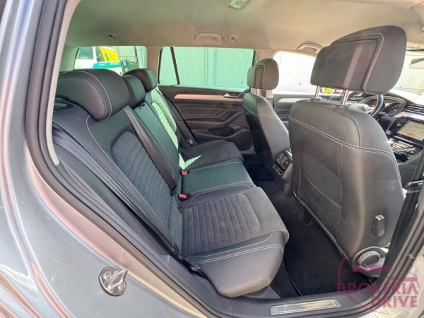2.0 TDI Elegance R-Line_image_interier_back