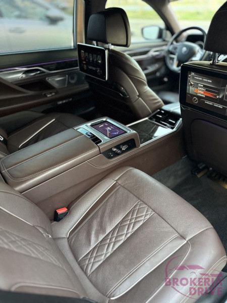 740Ld xDrive A/T_image_interier_back