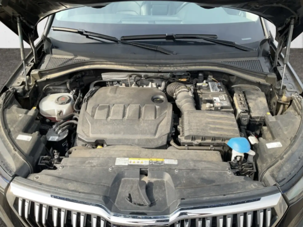 2.0 TDI Style 4x4_525fd9b4-724d-4277-bdb6-ca3a8203aa65_9cefb9bd-bf26-4bb6-9bdb-7e494fa19ffa.jpg