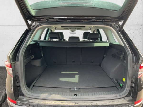 2.0 TDI Style 4x4_525fd9b4-724d-4277-bdb6-ca3a8203aa65_a80d9856-be01-4e0d-b453-bc4726302cbf.jpg