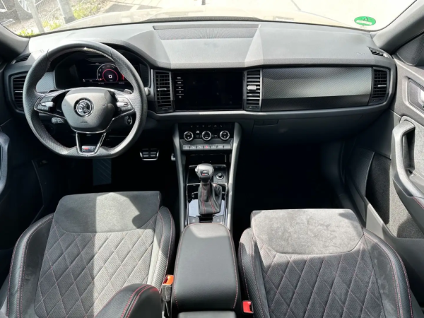 TDI vRS 4x4_image_interier_front