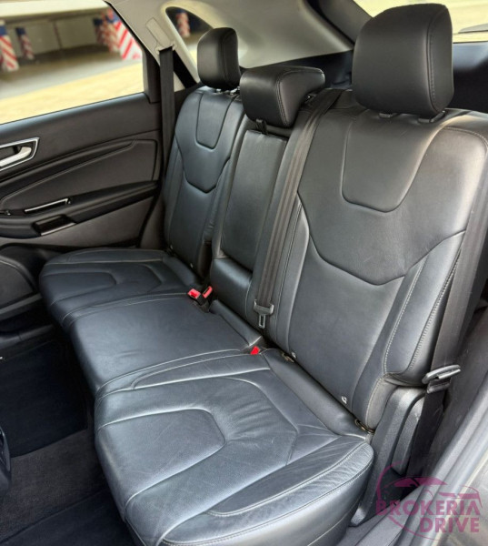 Titanium 4x4  Bi-Turtbo _image_interier_back